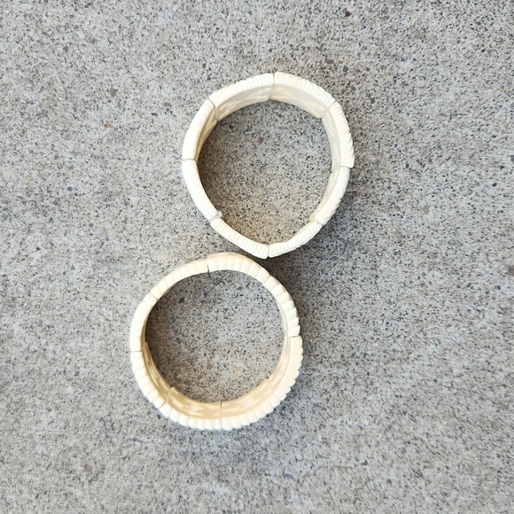 vintage ivory bracelets - Picture 3 of 9